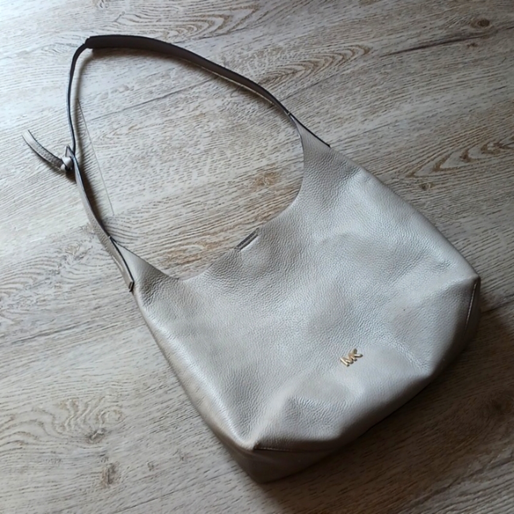 *LAST CHANCE* MK Michael Kors Gray Shoulder Bucket style Bag